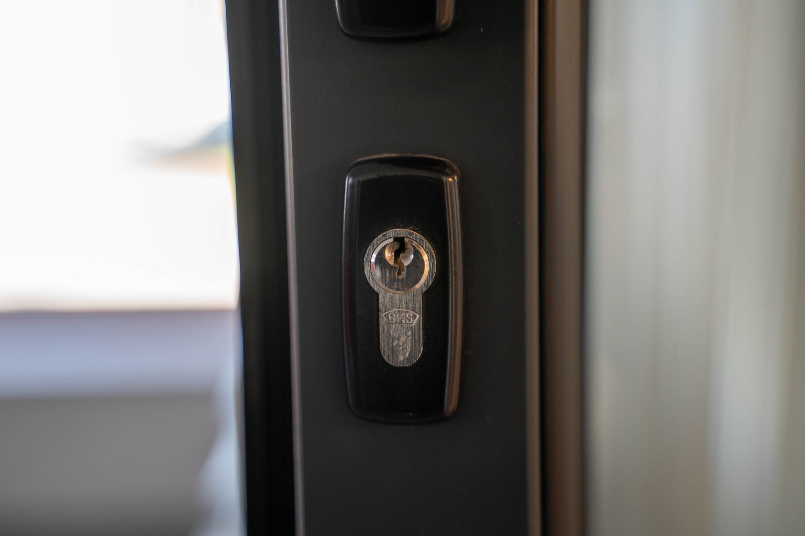 Godrej Digital Lock vs Traditional Lock — Which Is Right for Your Home?