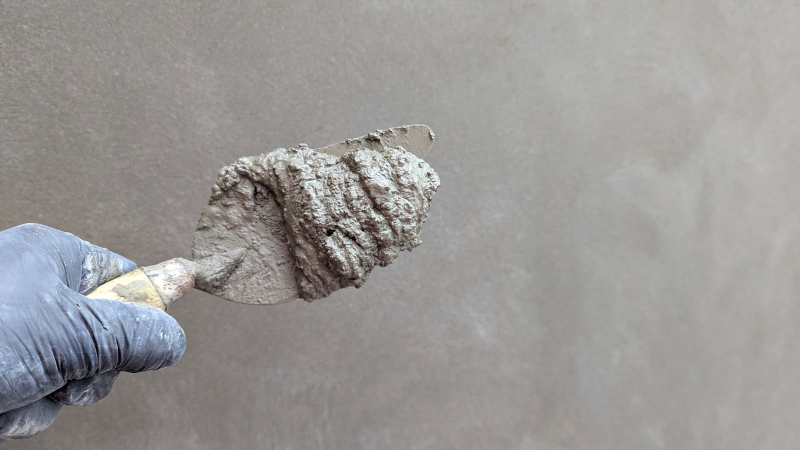 How to Choose the Right Waterproofing Solution for Your Home